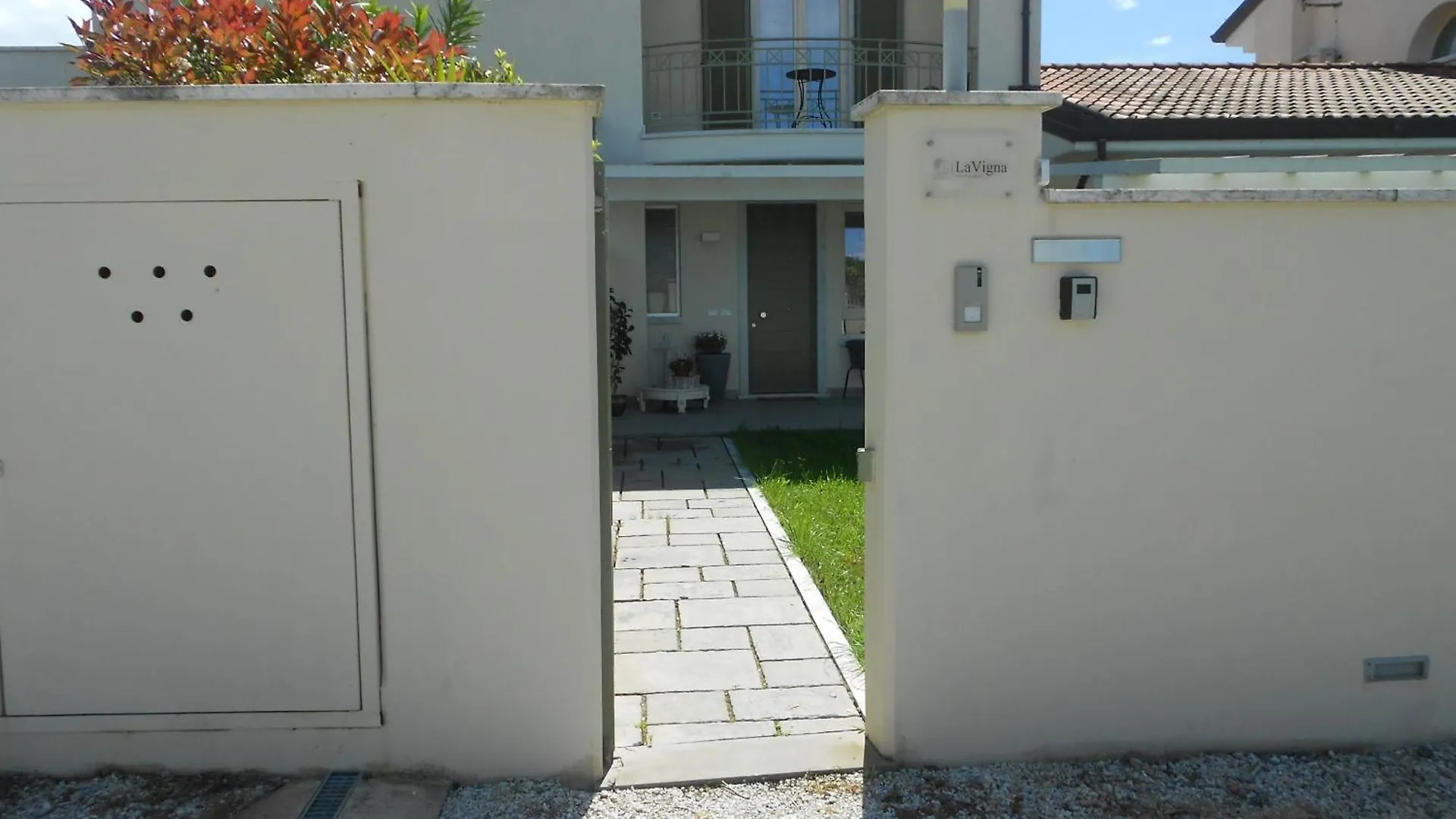 Camere Lavigna Di Nardi Maria Carrara 0*,